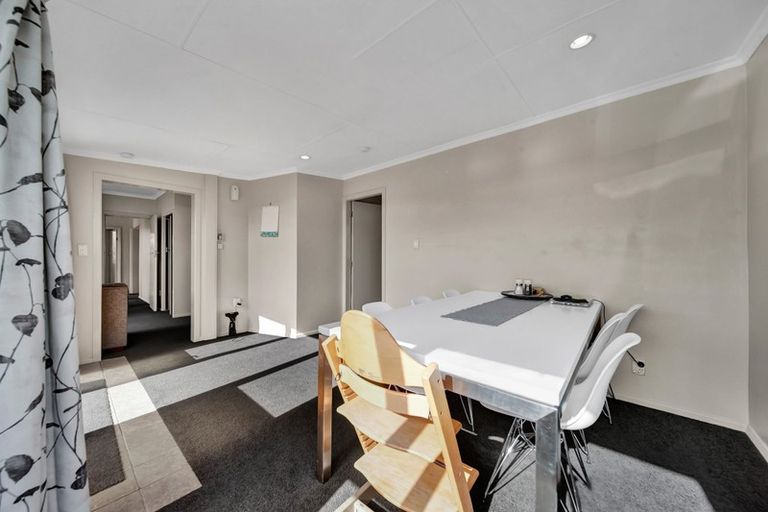 Photo of property in 3 Disraeli Street, Hawera, 4610