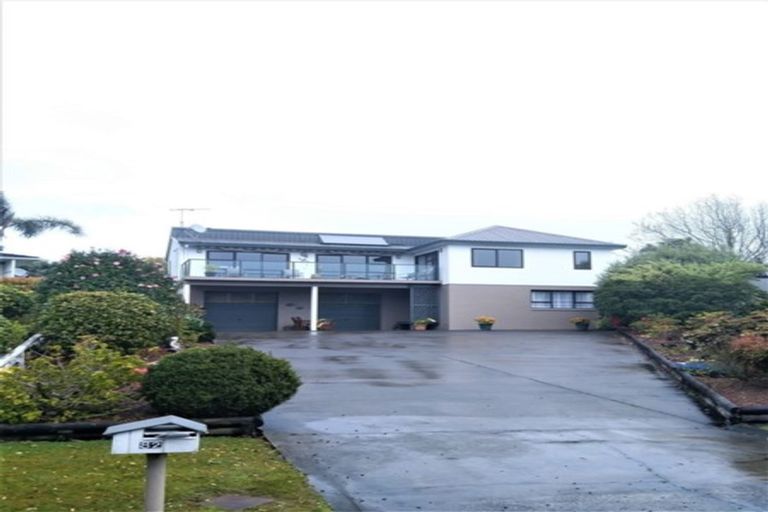 Photo of property in 82 Torkar Road, Clarks Beach, 2122