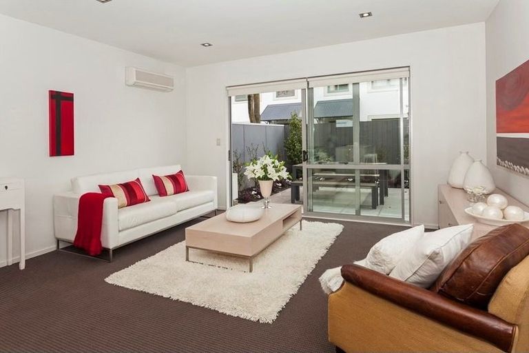 Photo of property in 32c Champion Street, Edgeware, Christchurch, 8013