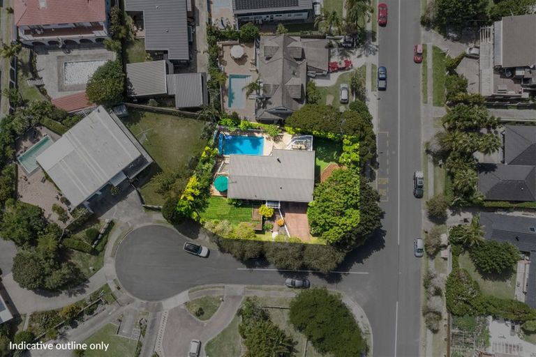 Photo of property in 2 Manaia Place, Mairangi Bay, Auckland, 0630