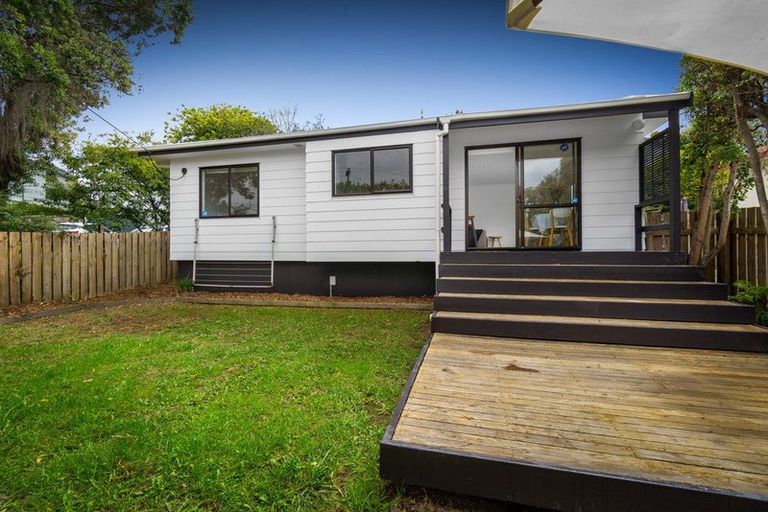 Photo of property in 642a Whangaparaoa Road, Stanmore Bay, Whangaparaoa, 0932