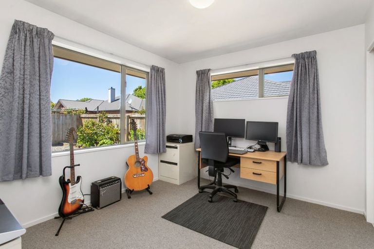 Photo of property in 53 Grimseys Road, Redwood, Christchurch, 8051