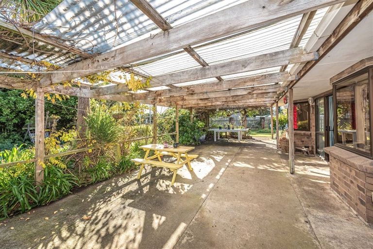 Photo of property in 14 Budge Street, Fordell, Whanganui, 4572
