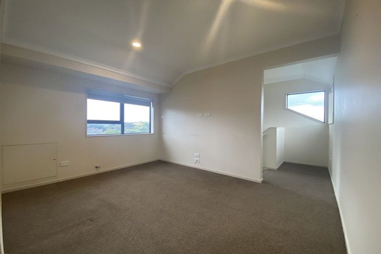 Photo of property in 1446 Whangaparaoa Road, Army Bay, Whangaparaoa, 0930