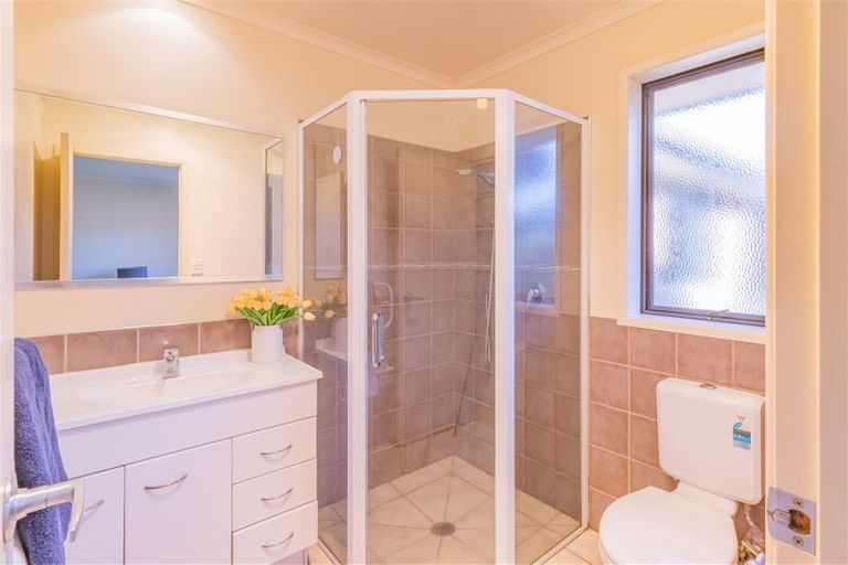 Photo of property in 16 Milbrook Place, Chartwell, Hamilton, 3210