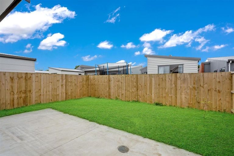 Photo of property in 40 Clayden Shuttleworth Street, Papakura, 2110