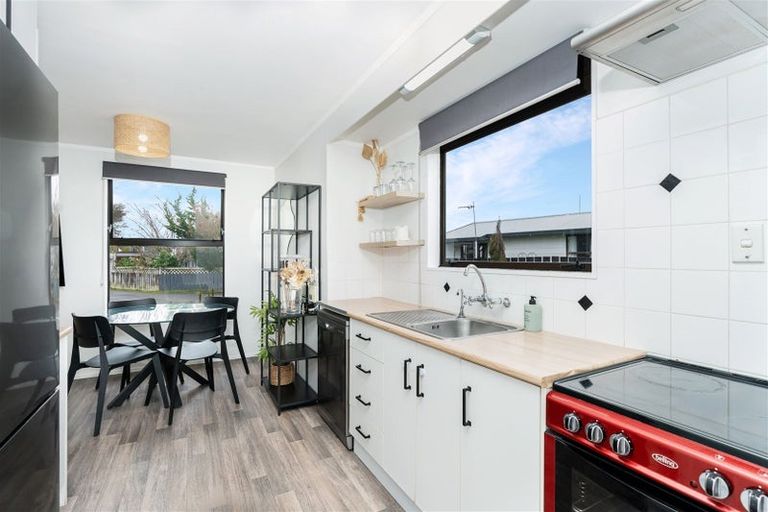 Photo of property in 44b Lloyd Drive, Nawton, Hamilton, 3200