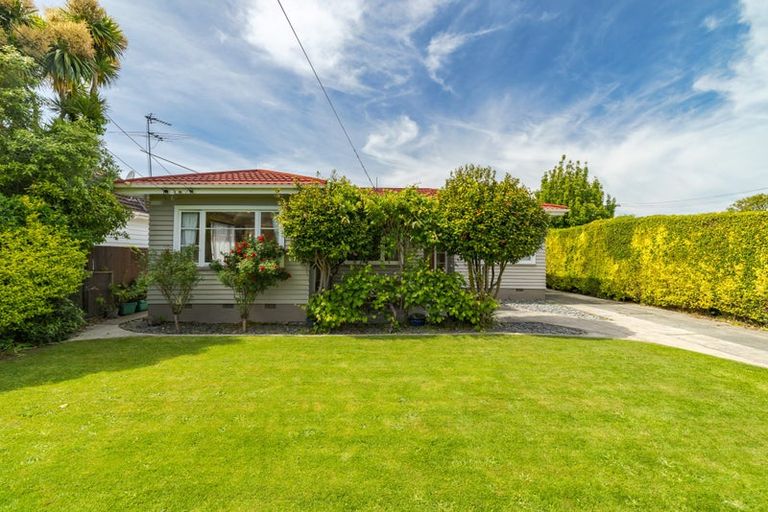 Photo of property in 24 Jennifer Street, Bryndwr, Christchurch, 8053