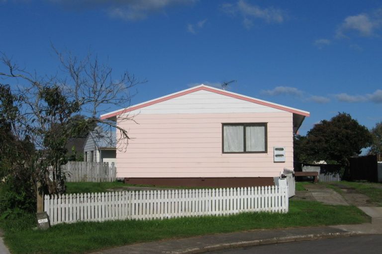 Photo of property in 2/8 Ross Avenue, Otara, Auckland, 2023