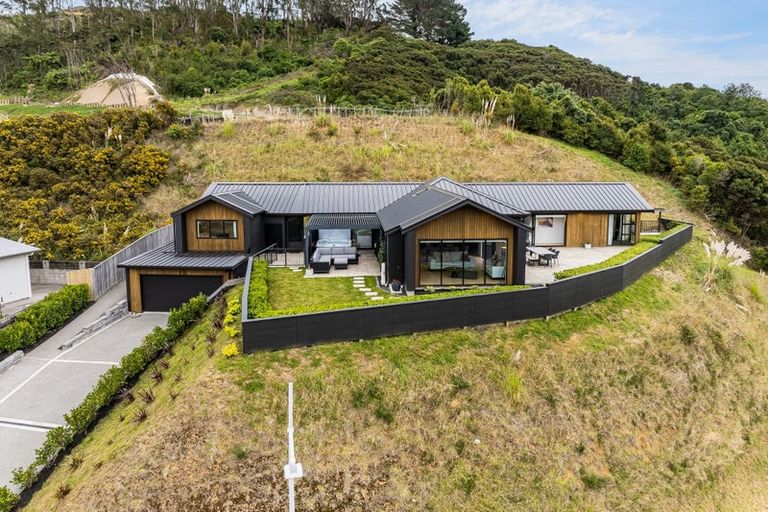 Photo of property in 23 Banks Boulevard, Whitby, Porirua, 5024