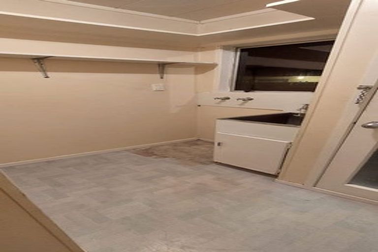 Photo of property in 2/100 Cargill Street, Papakura, 2110