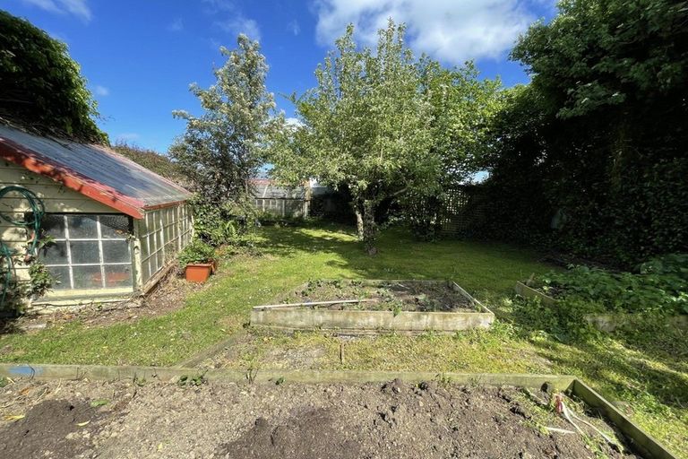 Photo of property in 80 Park Street, Winton, 9720