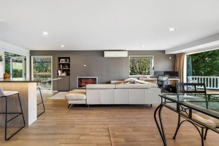 Photo of property in 1 Arawata Terrace, Fernhill, Queenstown, 9300