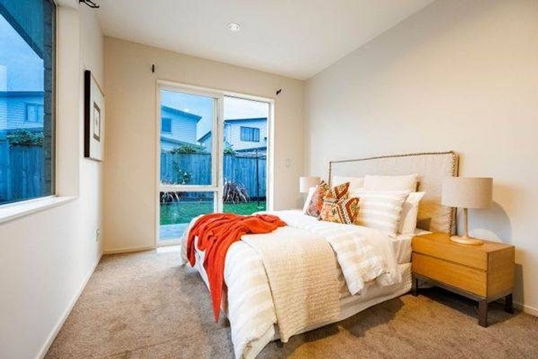 Photo of property in 22 Ballindrait Drive, Flat Bush, Auckland, 2019