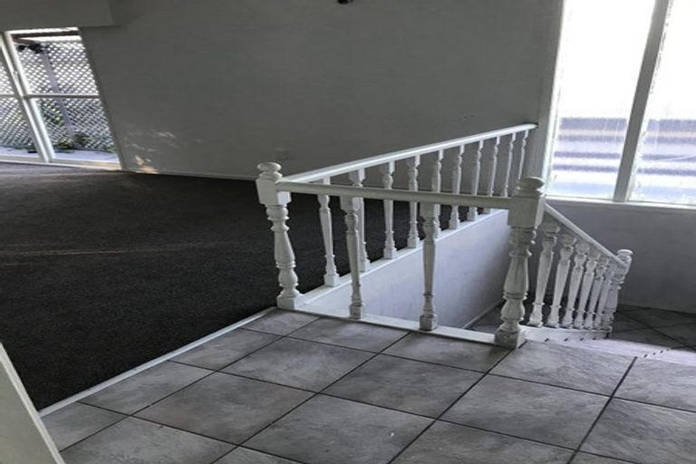 Photo of property in 217 Sturges Road, Henderson, Auckland, 0612