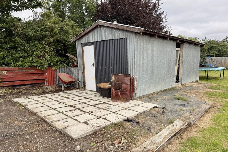 Photo of property in 63 Elles Road, Otautau, 9610