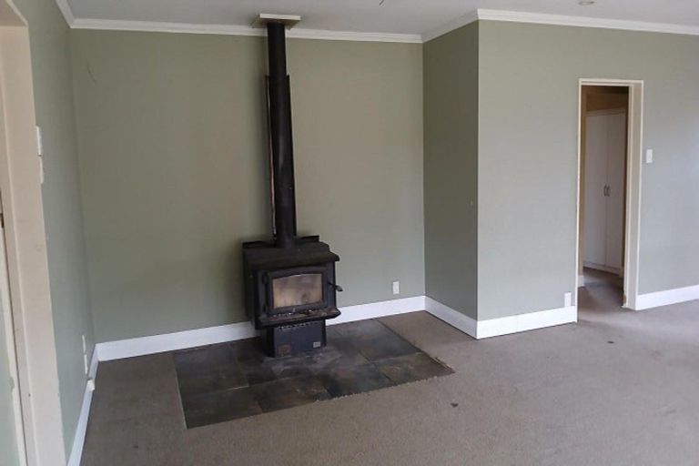 Photo of property in 35 Lauder-omakau Road, Omakau, 9376