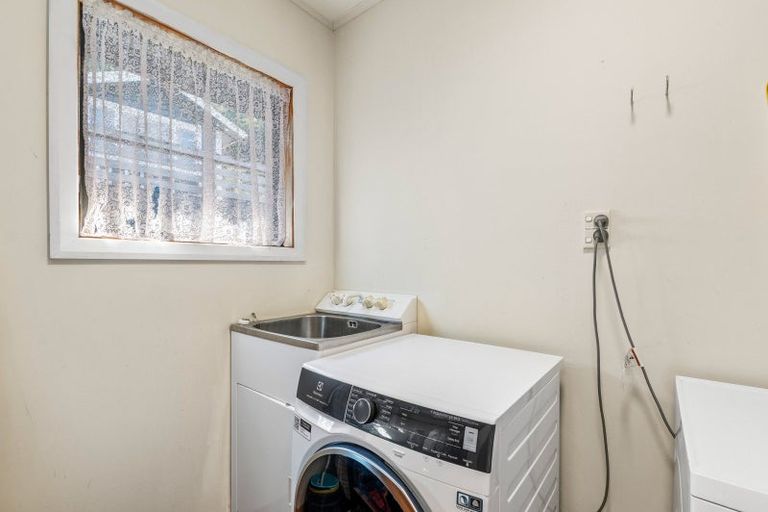 Photo of property in 240 Spencer Road, Lake Tarawera, Rotorua, 3076