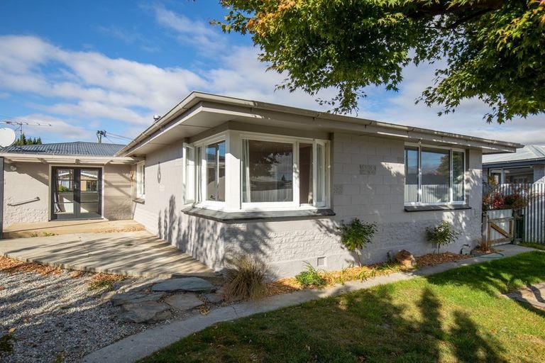 Photo of property in 2 Campbell Street, Alexandra, 9320