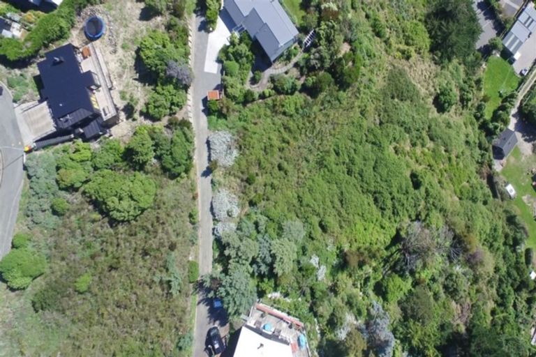 Photo of property in 20 La Costa Lane, Mount Pleasant, Christchurch, 8081