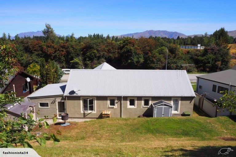 Photo of property in 47 Mcdonnell Road, Arrowtown, 9302
