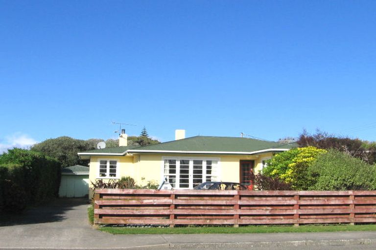 Photo of property in 34 Atmore Avenue, Otaki, 5512