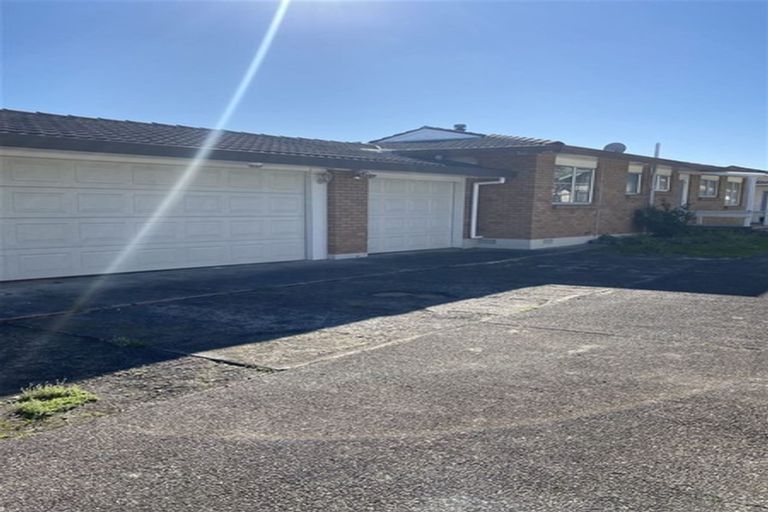 Photo of property in 17a Pah Road, Papatoetoe, Auckland, 2025