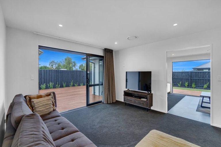 Photo of property in 177 Townsend Road, Rangiora, 7400
