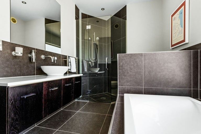 Photo of property in 115 Silverton Road, Poraiti, Napier, 4182