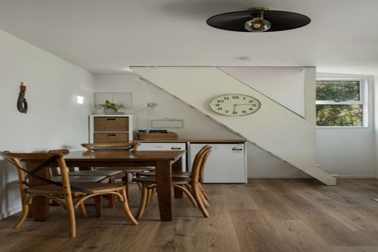 Photo of property in 5 Waiiti Avenue, Waihi Beach, 3611