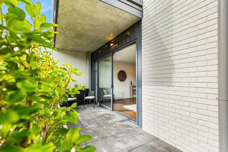 Photo of property in 5/2g Onekiritea Road, Hobsonville, Auckland, 0616