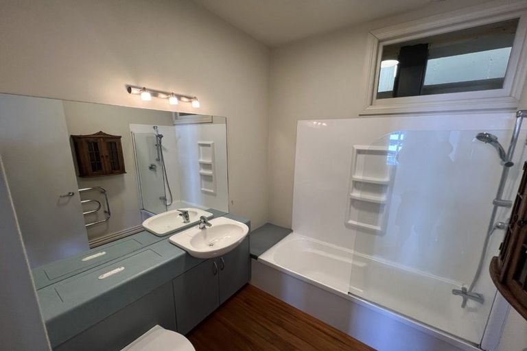 Photo of property in Columbia Apartments, 14/32 Cuba Street, Te Aro, Wellington, 6011