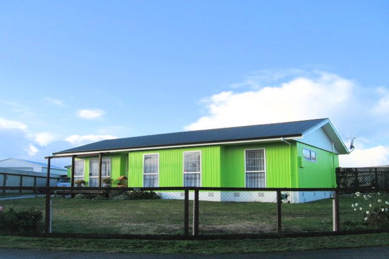 Photo of property in 11 Cortes Crescent, Flaxmere, Hastings, 4120