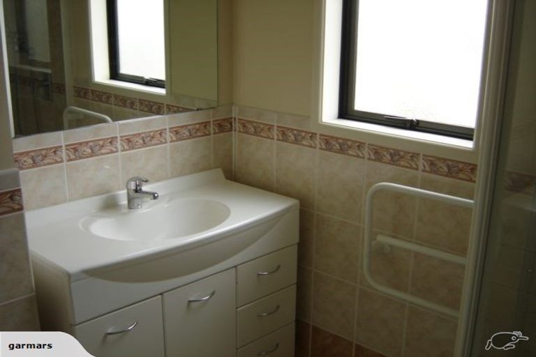 Photo of property in 66 Skip Lane, East Tamaki, Auckland, 2013