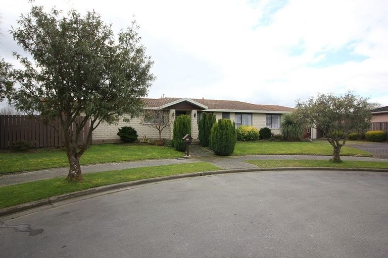 Photo of property in 12 Dalrye Place, Ilam, Christchurch, 8041