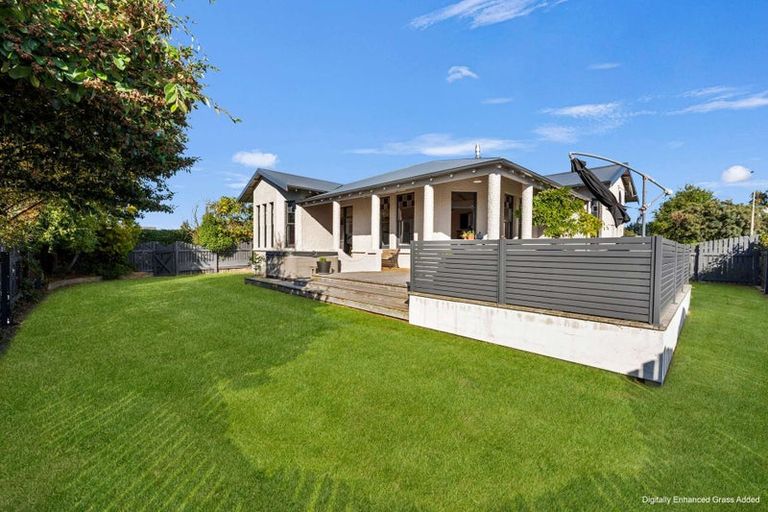 Photo of property in 6 Kerwood Place, Gore, 9710