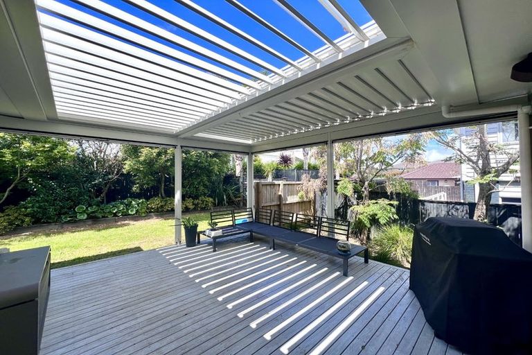 Photo of property in 24 Bartlett Drive, Silverdale, 0932