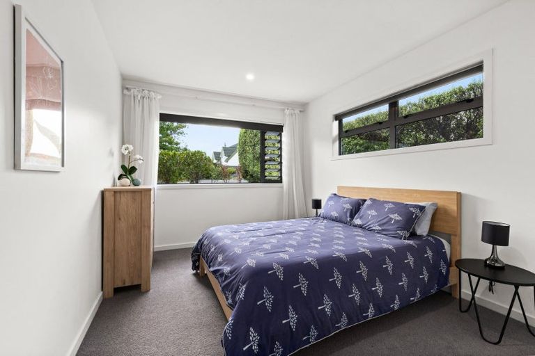 Photo of property in 8 Hikanui Drive, Havelock North, 4130