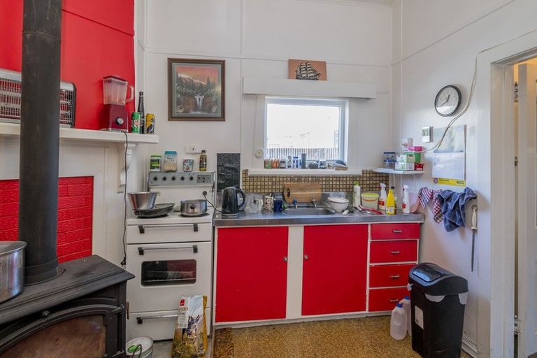 Photo of property in 16 Stout Street, Shannon, 4821