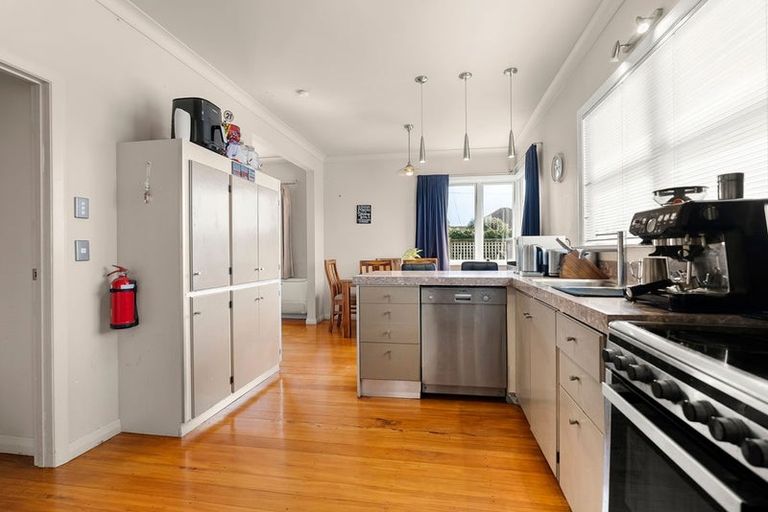 Photo of property in 66 Doone Street, Lynmouth, New Plymouth, 4310