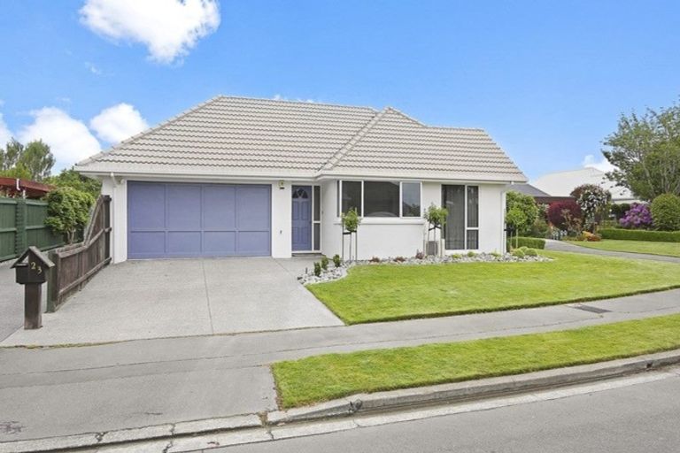 Photo of property in 23 Althorp Place, Avonhead, Christchurch, 8042