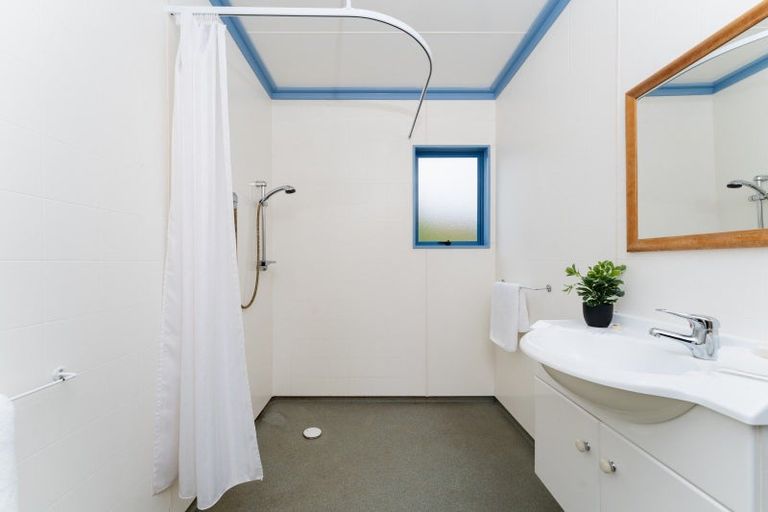 Photo of property in 926 Harington Point Road, Harington Point, Dunedin, 9077