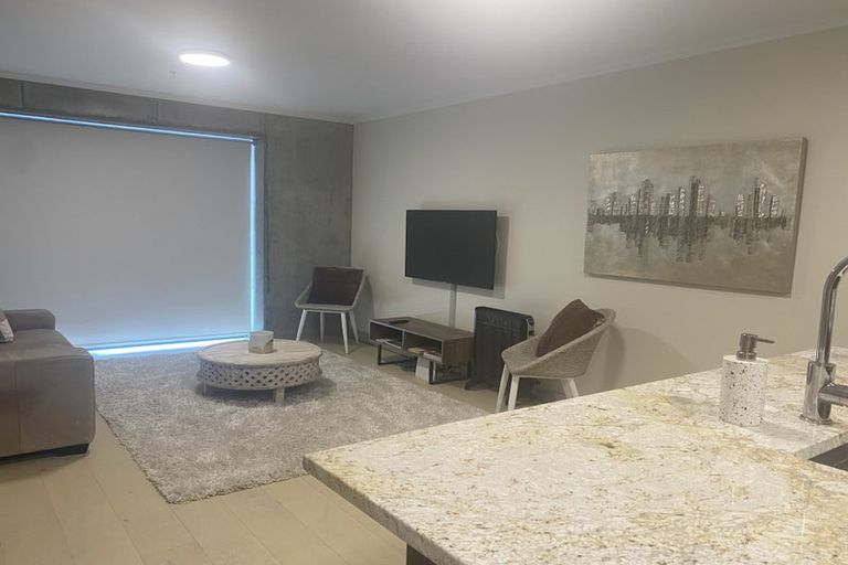 Photo of property in Frame Apartments, 1202/111 Molesworth Street, Thorndon, Wellington, 6011