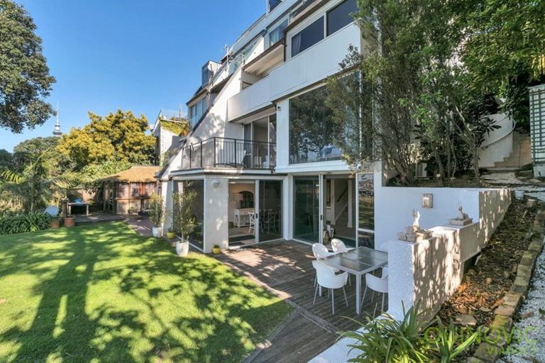 Photo of property in 2/7 London Street, Saint Marys Bay, Auckland, 1011