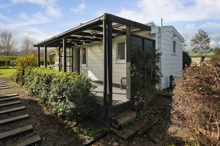Photo of property in 12 Riverbank Road, Paeroa, 3600