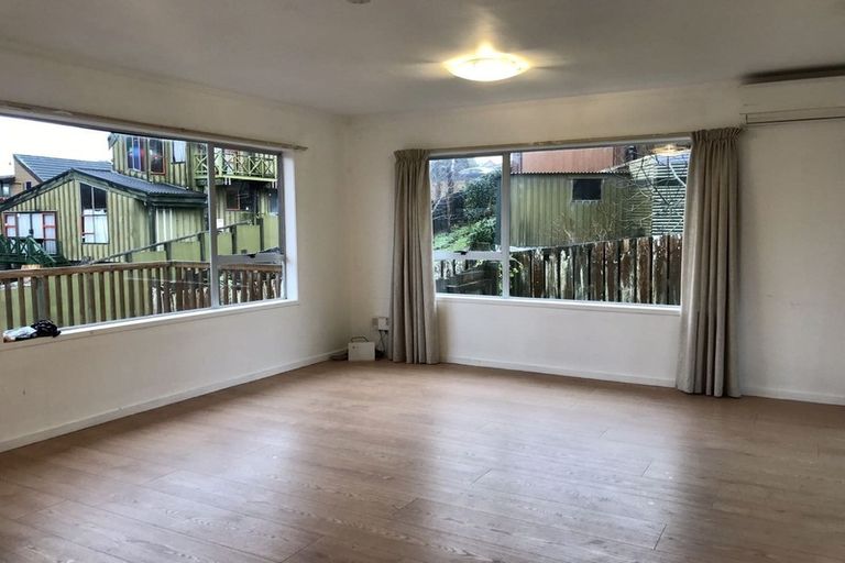 Photo of property in 1/95c Captain Scott Road, Glen Eden, Auckland, 0602