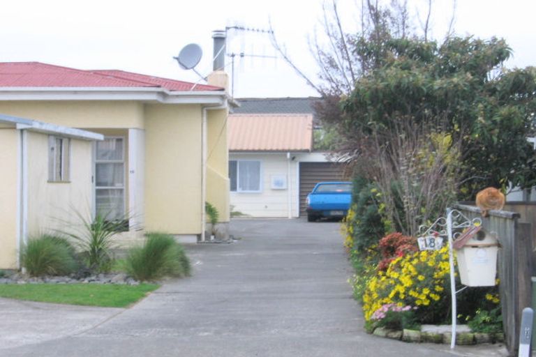 Photo of property in 18 Cassino Crescent, Onekawa, Napier, 4110