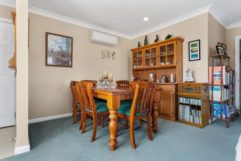 Photo of property in 16 Burr Street, Cambridge, 3434