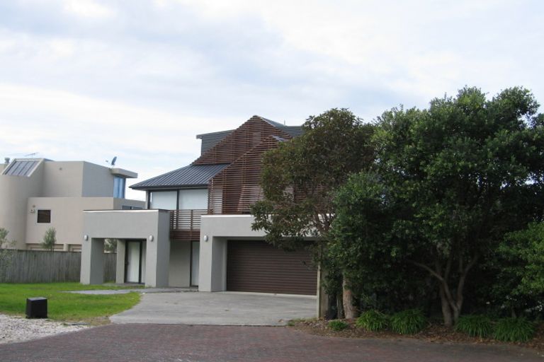 Photo of property in 10 Parry Court, Omaha, 0986