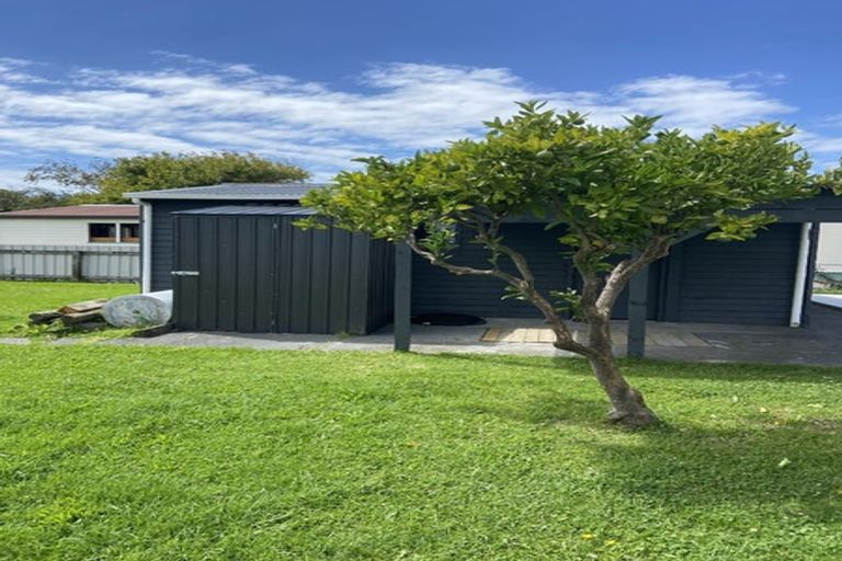 Photo of property in 24 Huxley Road, Outer Kaiti, Gisborne, 4010
